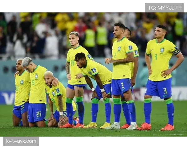 巴西球队强势晋级南美杯四强,主场球迷沸腾助威