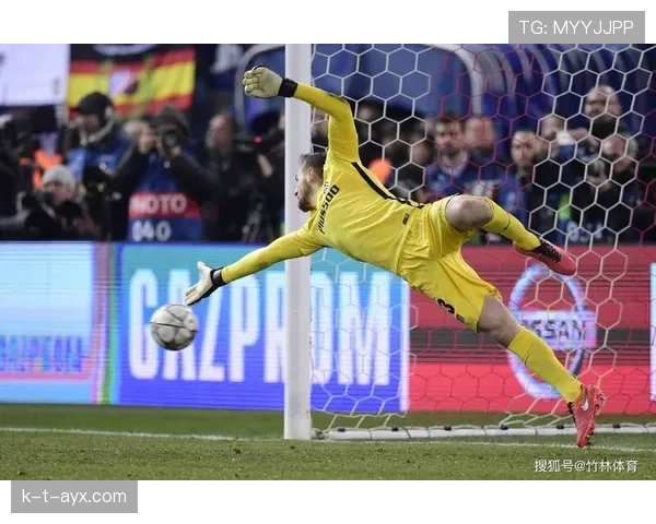 埃德森门线技术表现稳健，本赛季多次关键扑救展现顶级反应能力