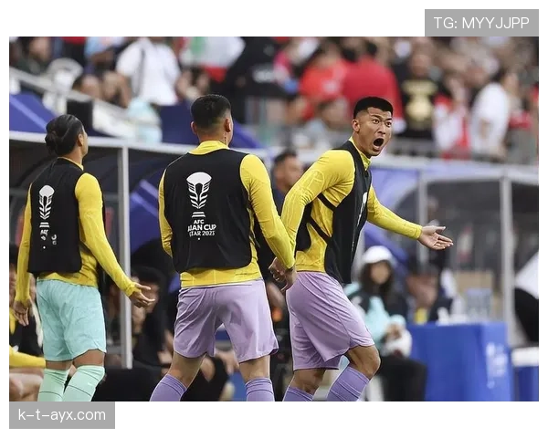 高抬腿犯规判罚标准为何常引发裁判与球员争议?